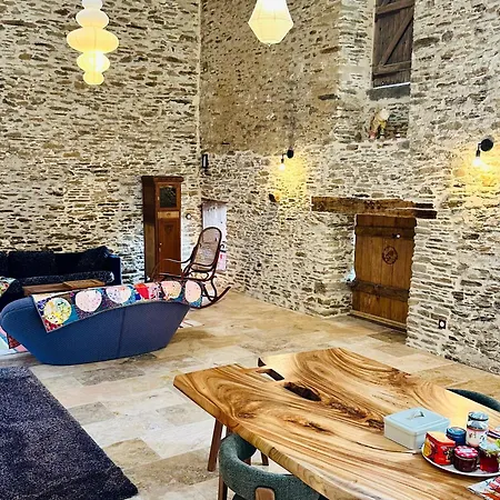 Ferme De La Monnaie Guest house 4*