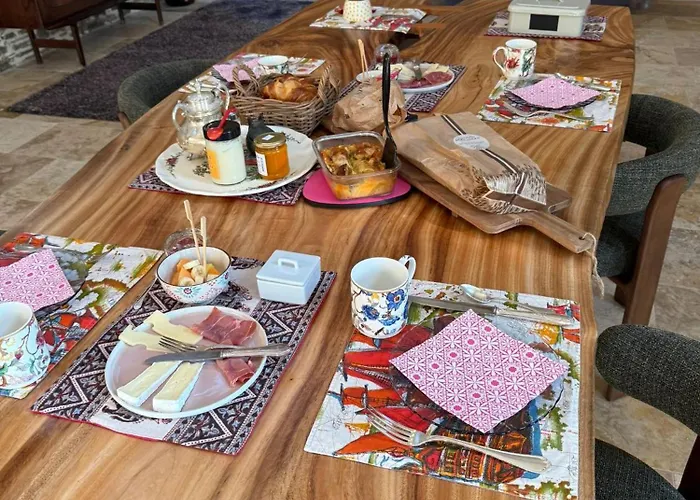 Ferme De La Monnaie بيت ضيافة 4*